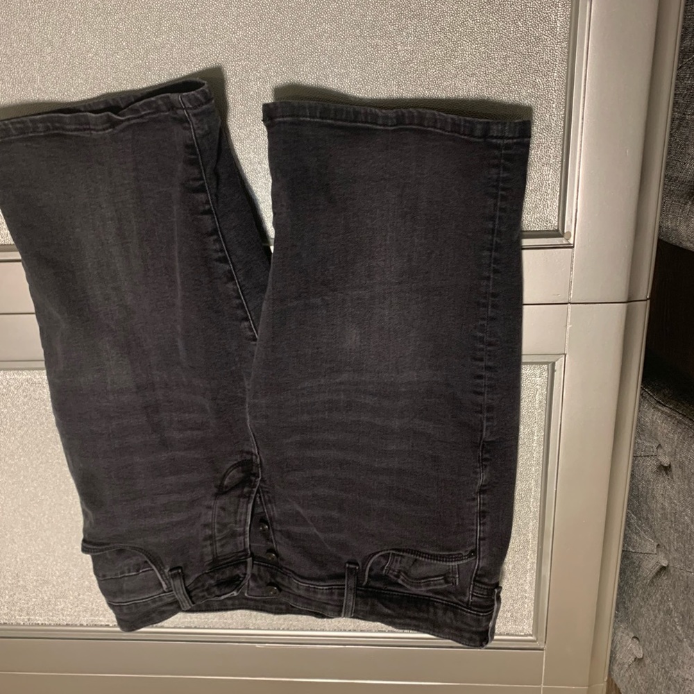 Forever 21 black jean shorts